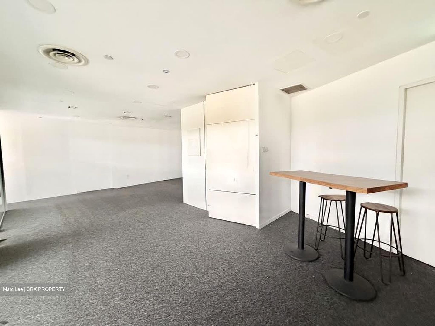 The Plaza (D7), Office #567069261